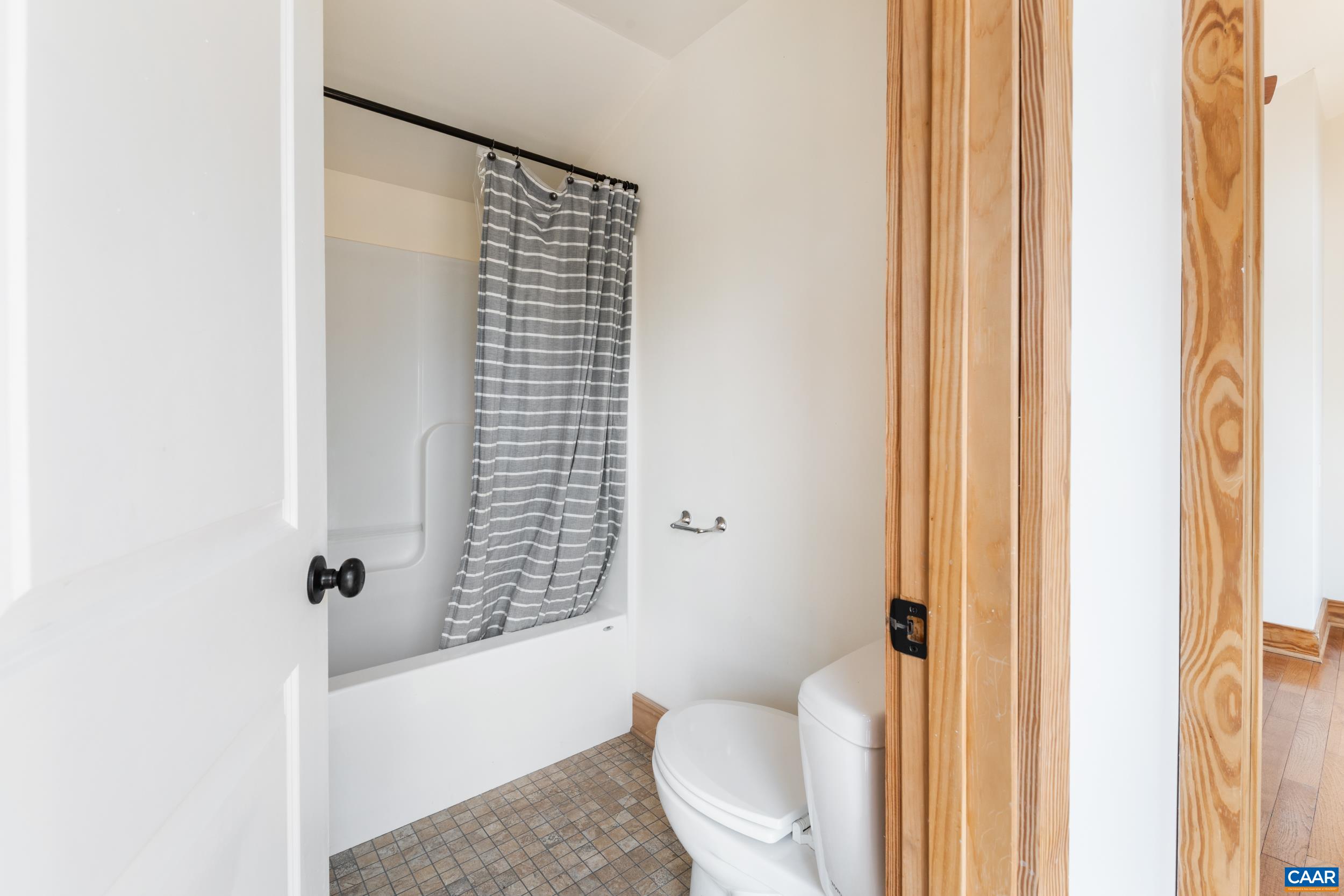 407 FARMVIEW RD, STANARDSVILLE, Virginia 22973, 3 Bedrooms Bedrooms, ,2 BathroomsBathrooms,Residential,407 FARMVIEW RD,675975 MLS # 675975