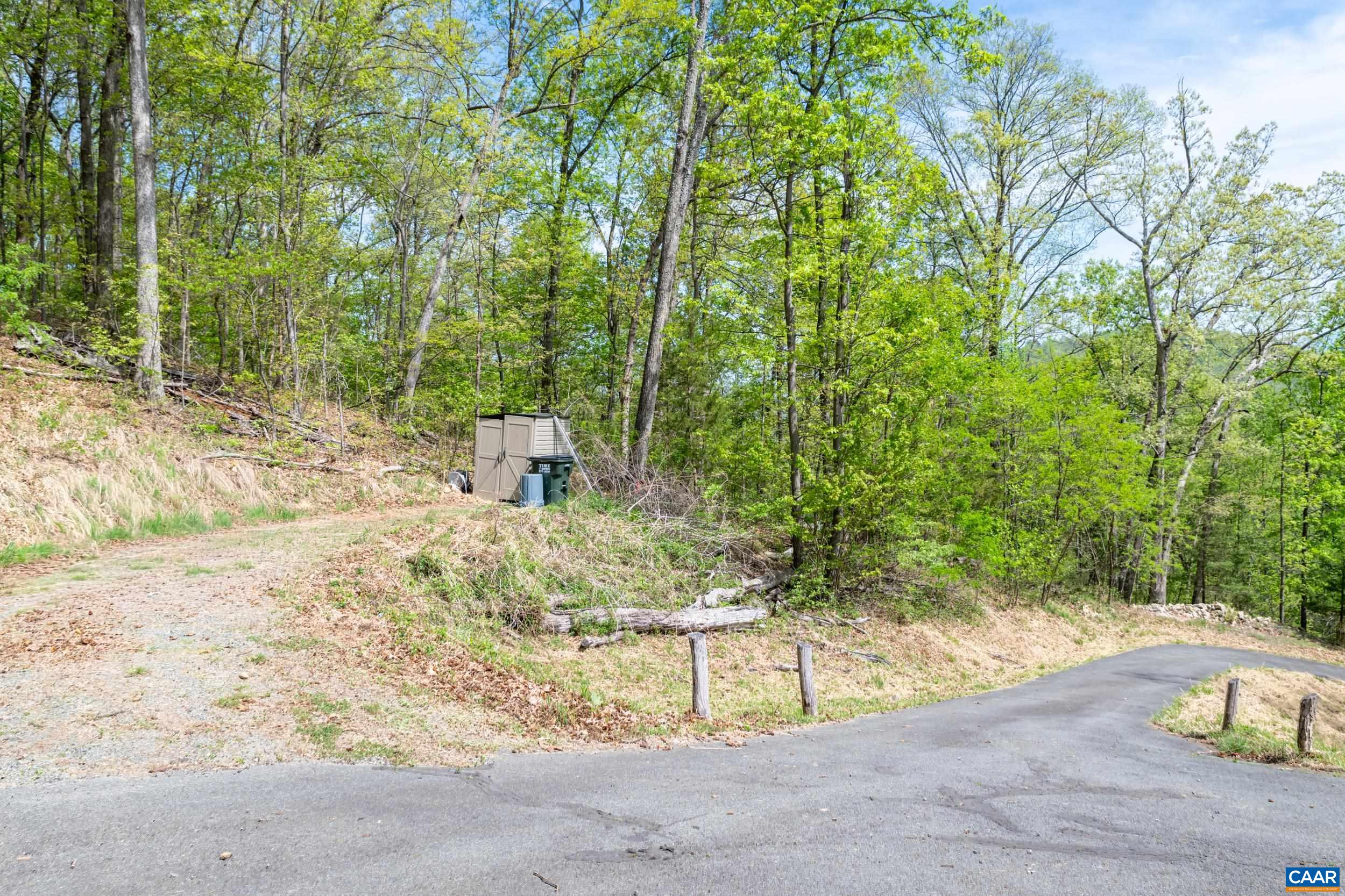 407 FARMVIEW RD, STANARDSVILLE, Virginia 22973, 3 Bedrooms Bedrooms, ,2 BathroomsBathrooms,Residential,407 FARMVIEW RD,675975 MLS # 675975