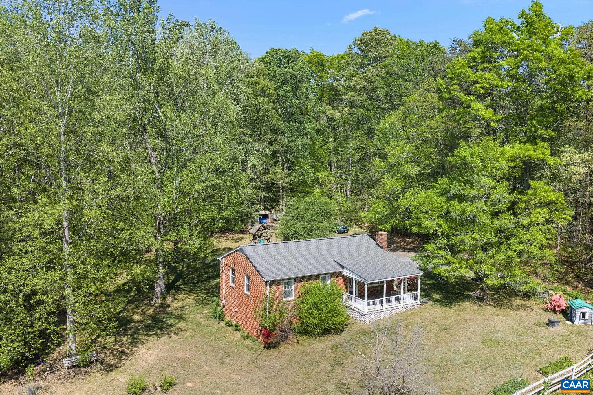 703 OAK CREEK RD, PALMYRA, Virginia 22963, 3 Bedrooms Bedrooms, ,1 BathroomBathrooms,Residential,703 OAK CREEK RD,675976 MLS # 675976
