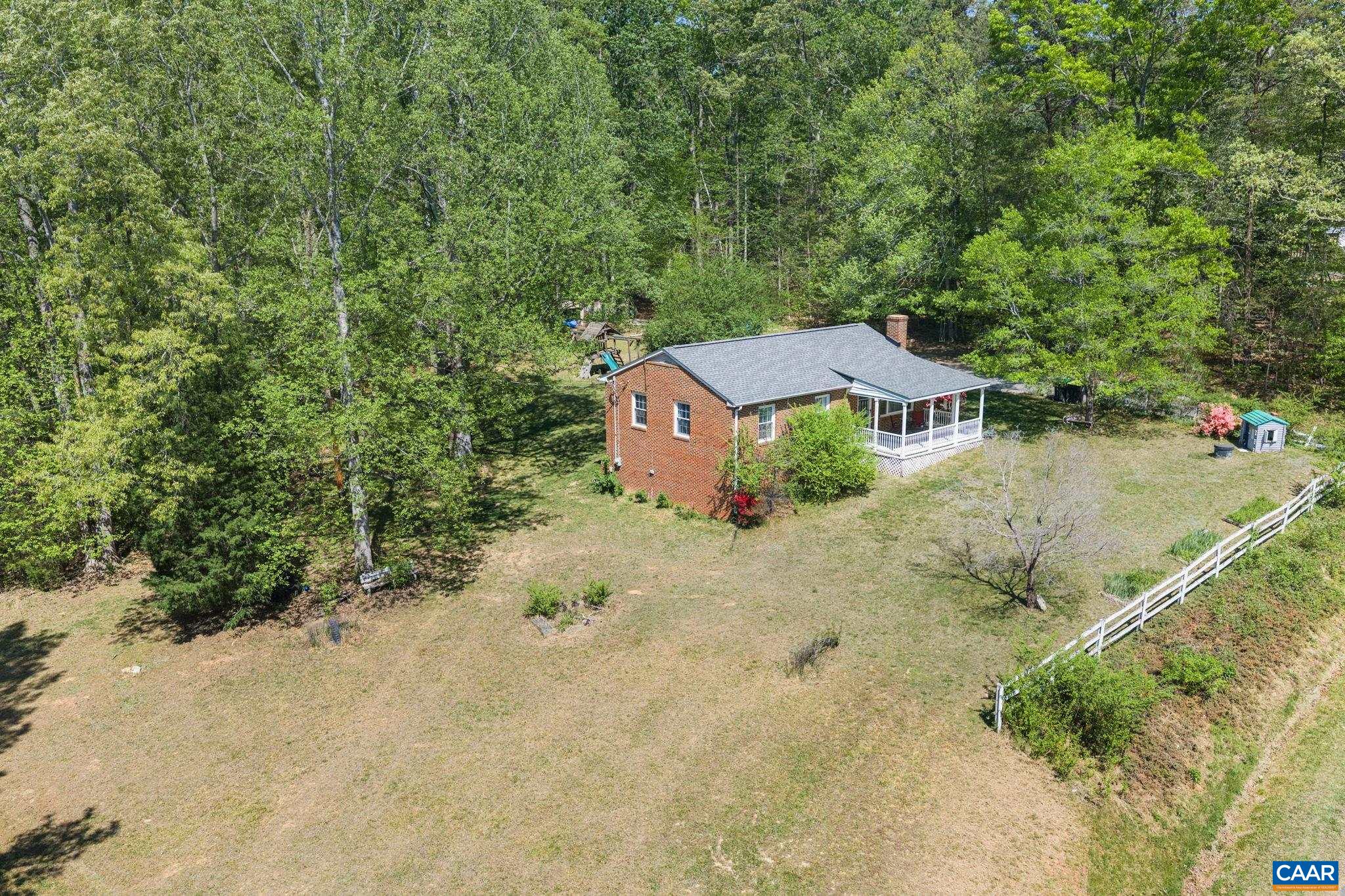 703 OAK CREEK RD, PALMYRA, Virginia 22963, 3 Bedrooms Bedrooms, ,1 BathroomBathrooms,Residential,703 OAK CREEK RD,675976 MLS # 675976