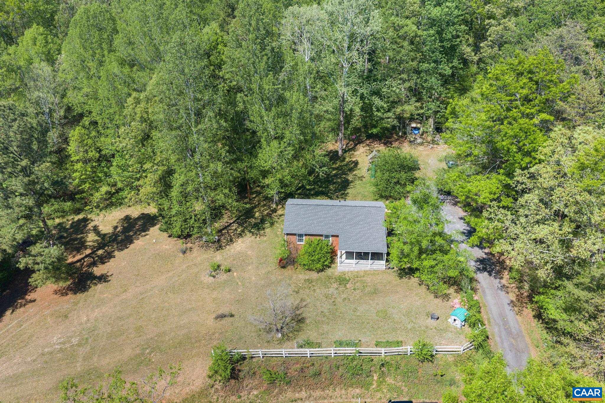 703 OAK CREEK RD, PALMYRA, Virginia 22963, 3 Bedrooms Bedrooms, ,1 BathroomBathrooms,Residential,703 OAK CREEK RD,675976 MLS # 675976