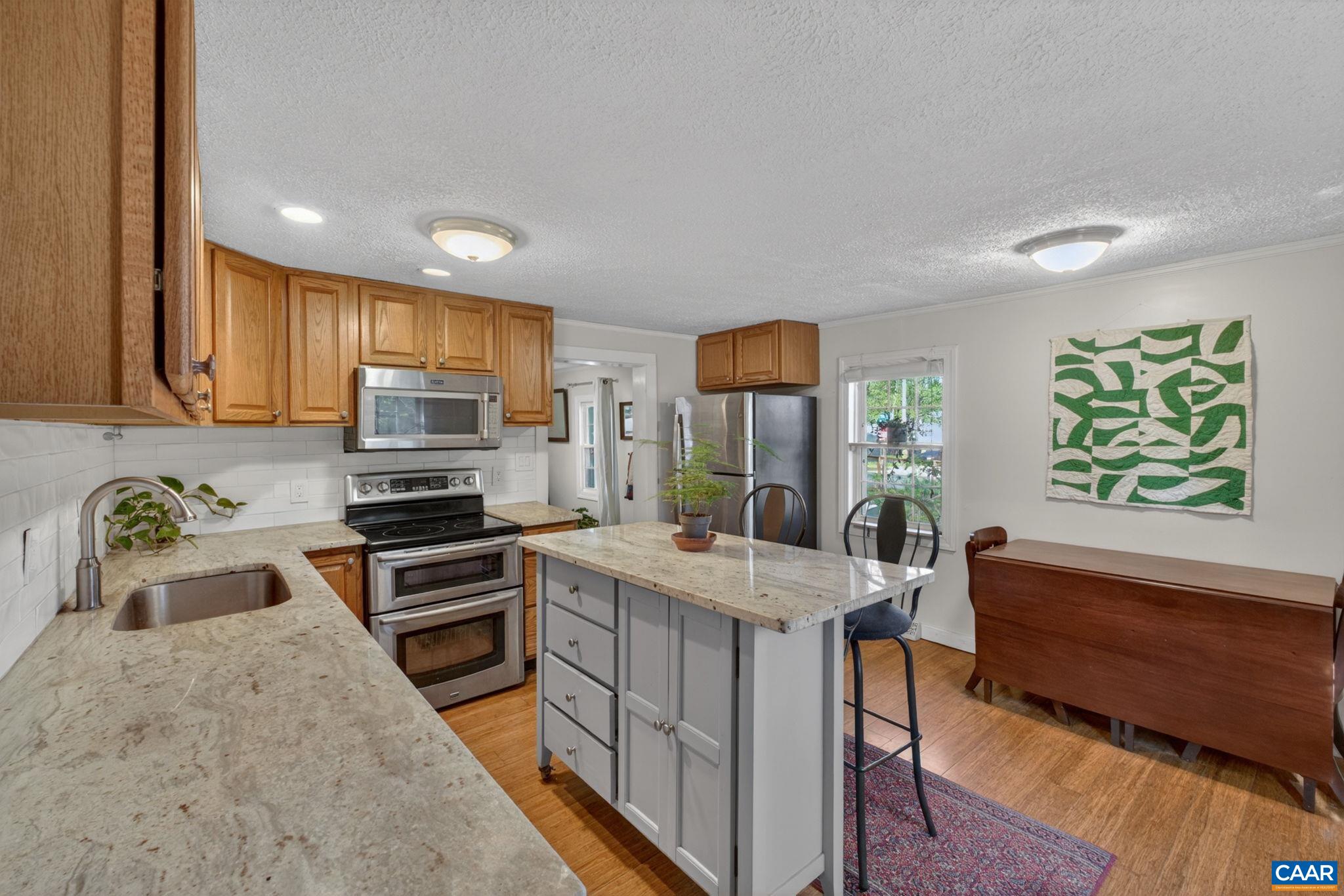 605 BOLLING AVE, CHARLOTTESVILLE, Virginia 22902, 2 Bedrooms Bedrooms, ,1 BathroomBathrooms,Residential,605 BOLLING AVE,675978 MLS # 675978