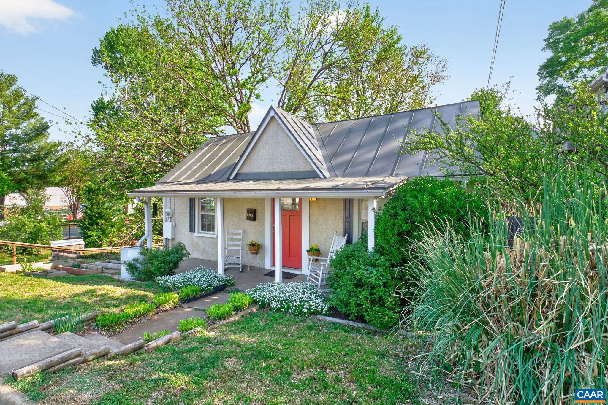 605 BOLLING AVE, CHARLOTTESVILLE, Virginia 22902, 2 Bedrooms Bedrooms, ,1 BathroomBathrooms,Residential,605 BOLLING AVE,675978 MLS # 675978