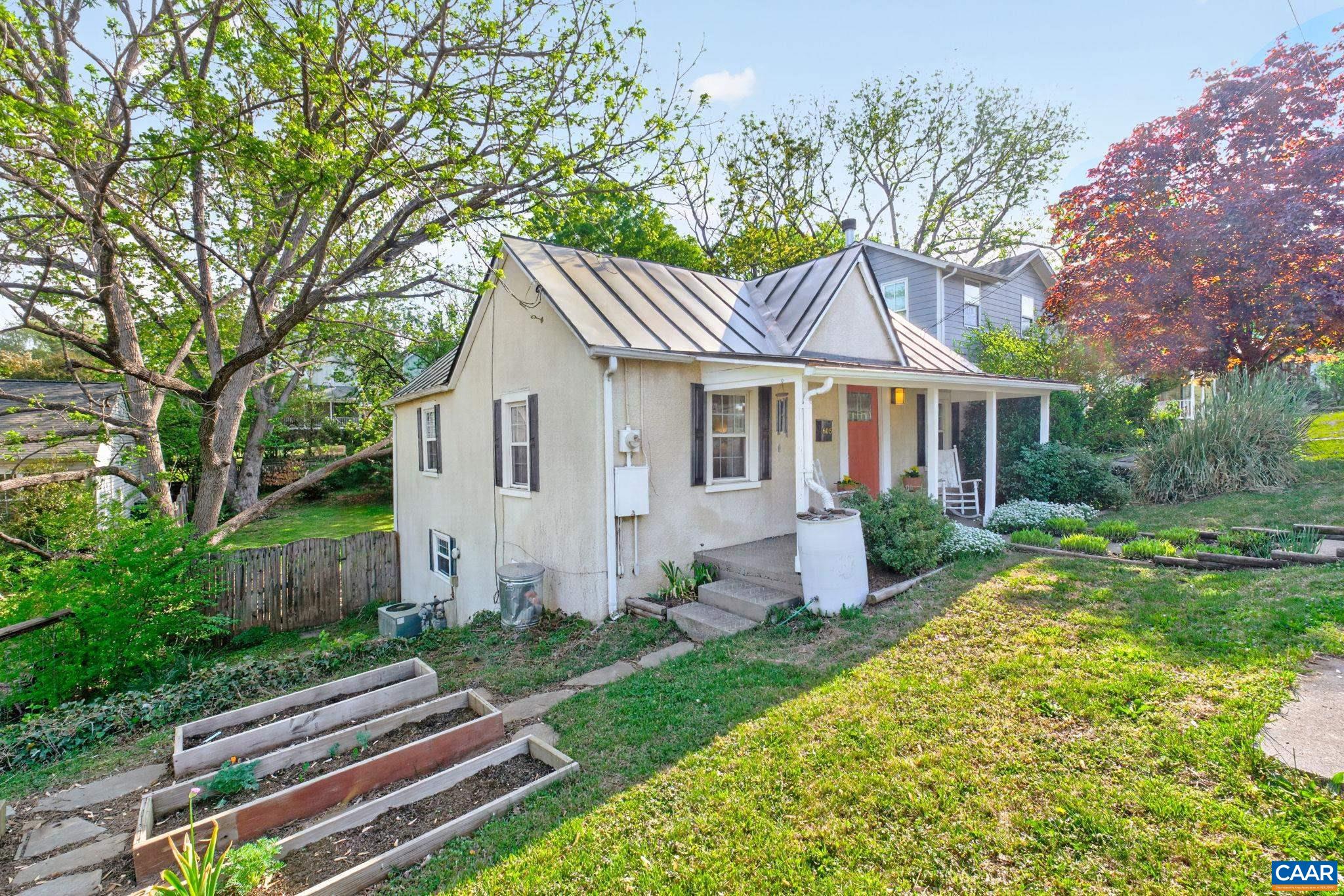 605 BOLLING AVE, CHARLOTTESVILLE, Virginia 22902, 2 Bedrooms Bedrooms, ,1 BathroomBathrooms,Residential,605 BOLLING AVE,675978 MLS # 675978