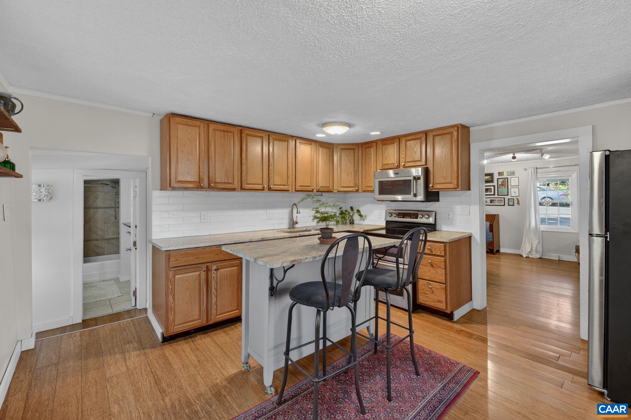 605 BOLLING AVE, CHARLOTTESVILLE, Virginia 22902, 2 Bedrooms Bedrooms, ,1 BathroomBathrooms,Residential,605 BOLLING AVE,675978 MLS # 675978