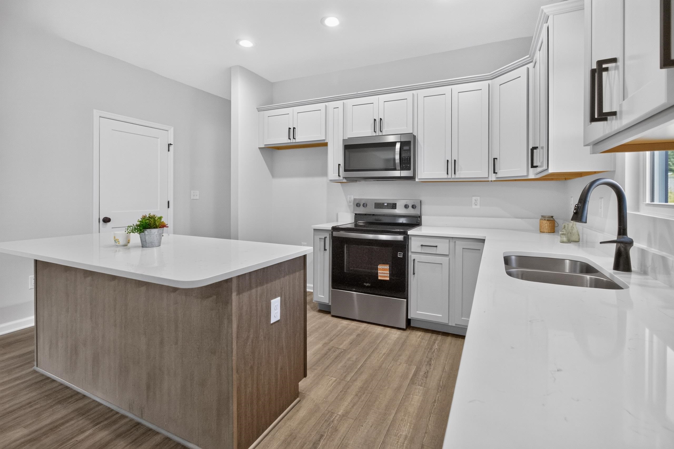 91 BEVERLEY ST, VERONA, Virginia 24482, 3 Bedrooms Bedrooms, ,2 BathroomsBathrooms,Residential,91 BEVERLEY ST,675980 MLS # 675980 91 BEVERLEY ST, VERONA, Virginia 24482, 3 Bedrooms Bedrooms, ,2 BathroomsBathrooms,Residential,91 BEVERLEY ST,675980 MLS # 675980