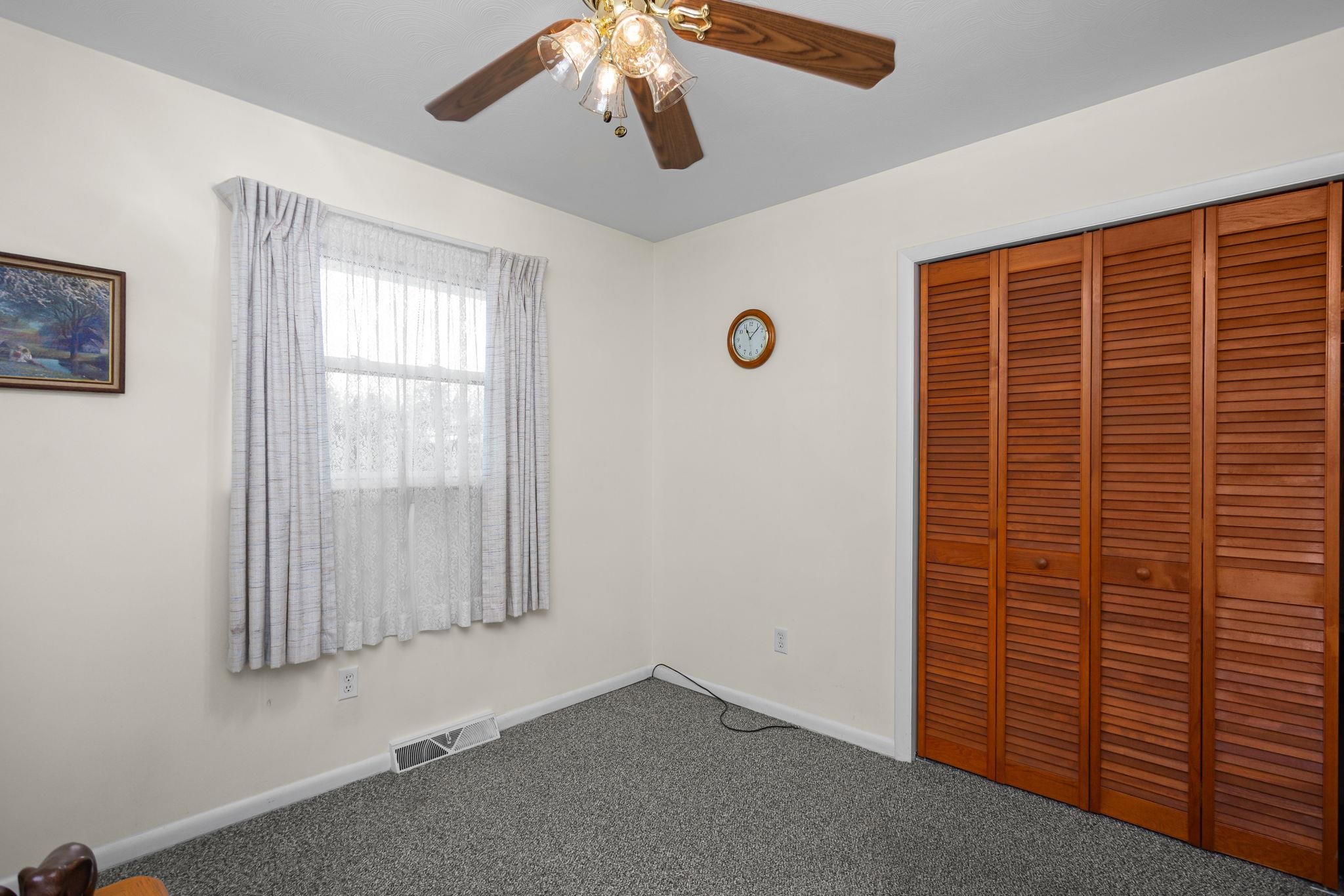 225 HARTMAN DR, HARRISONBURG, Virginia 22802, 3 Bedrooms Bedrooms, ,1 BathroomBathrooms,Residential,225 HARTMAN DR,675982 MLS # 675982