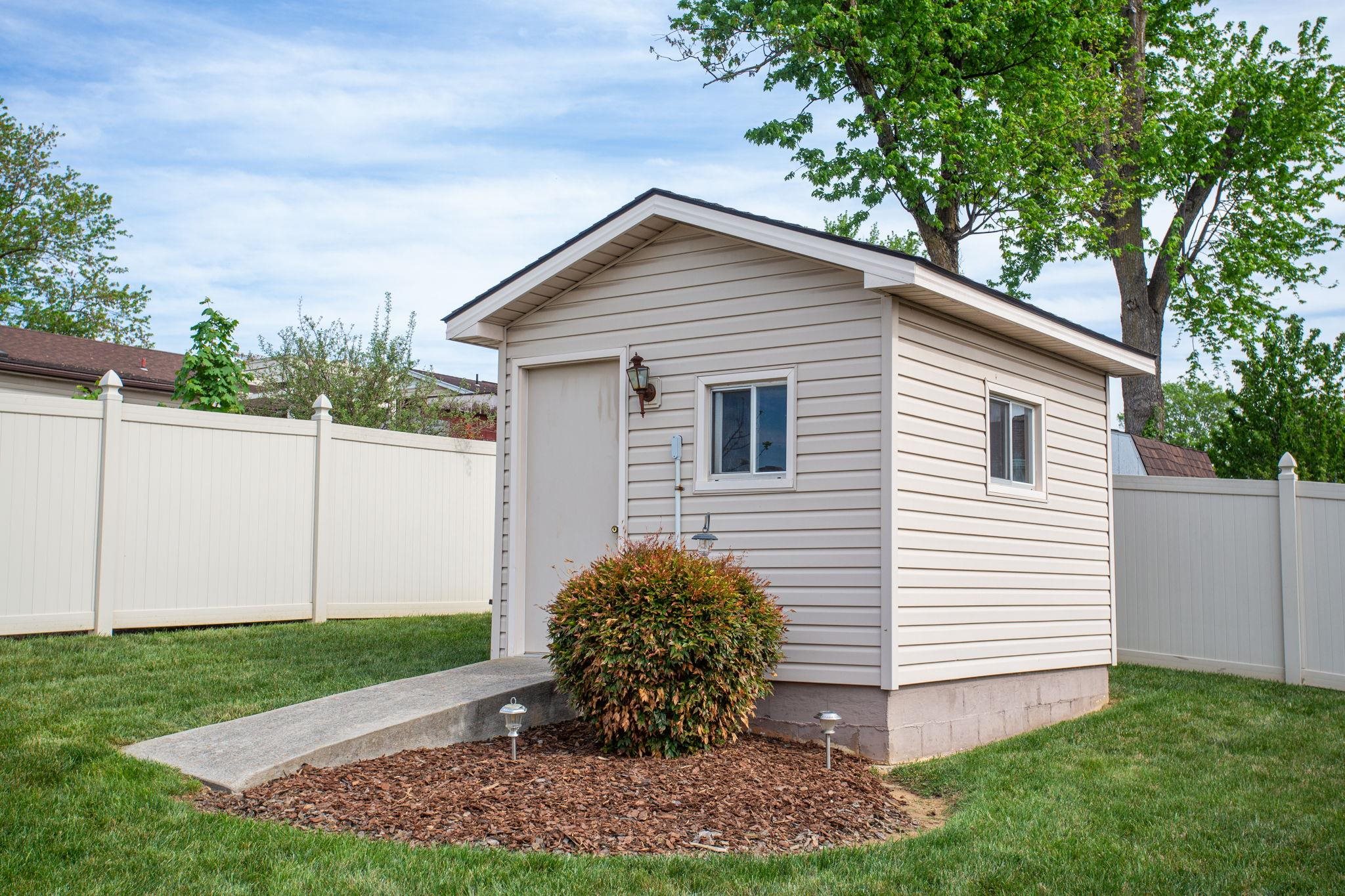 225 HARTMAN DR, HARRISONBURG, Virginia 22802, 3 Bedrooms Bedrooms, ,1 BathroomBathrooms,Residential,225 HARTMAN DR,675982 MLS # 675982