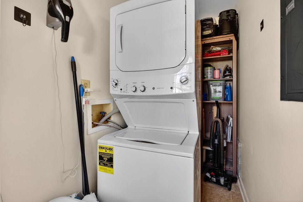 21 BEVERLEY ST, VERONA, Virginia 24482, 3 Bedrooms Bedrooms, ,1 BathroomBathrooms,Residential,21 BEVERLEY ST,675983 MLS # 675983