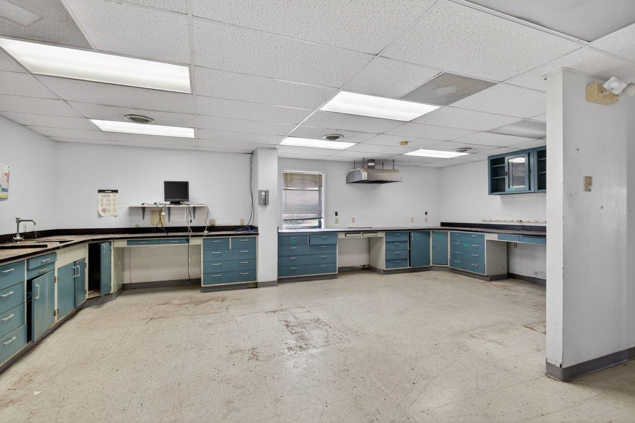 52 MID VALLEY LN, VERONA, Virginia 24482, ,Commercial,52 MID VALLEY LN,675989 MLS # 675989