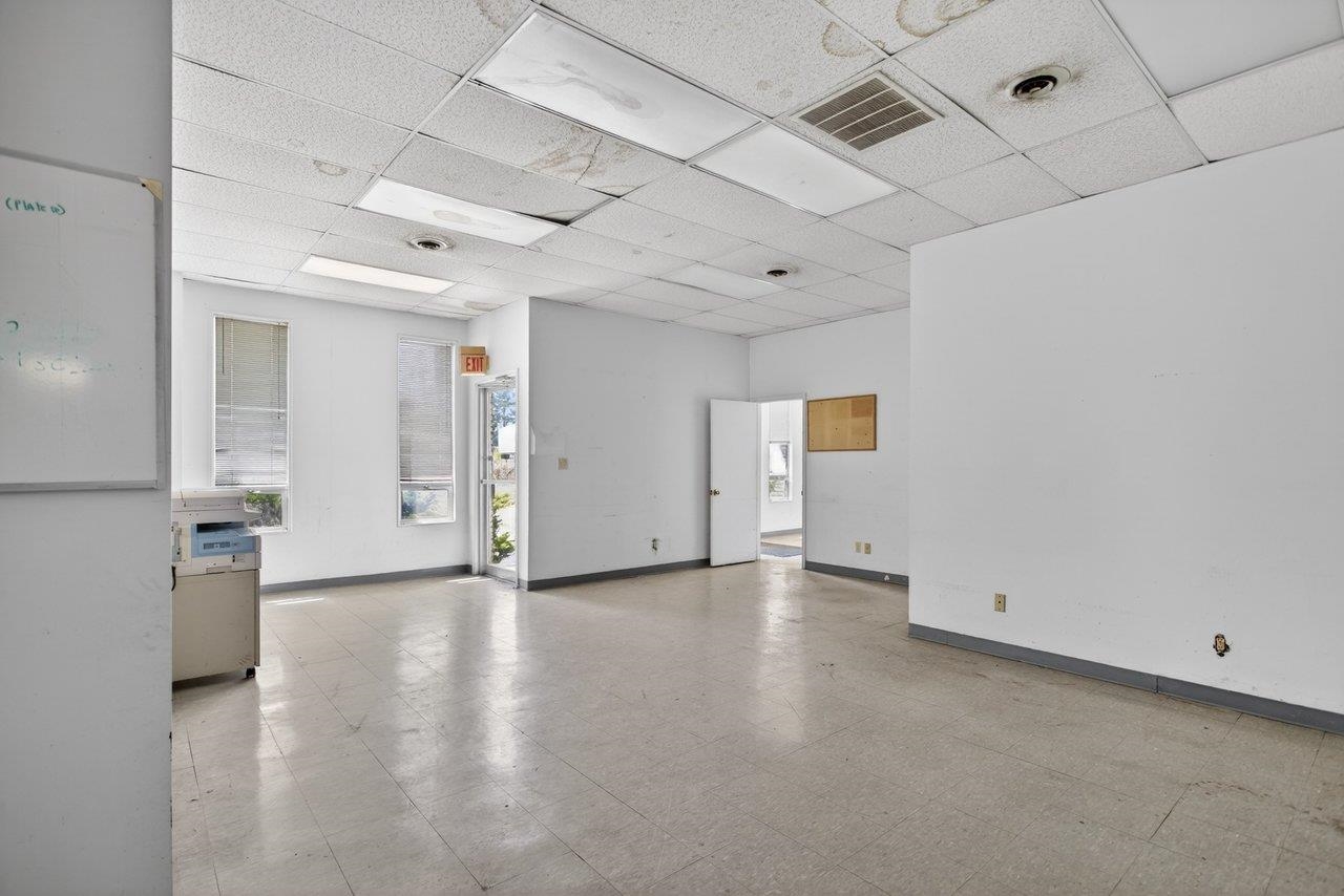 52 MID VALLEY LN, VERONA, Virginia 24482, ,Commercial,52 MID VALLEY LN,675989 MLS # 675989