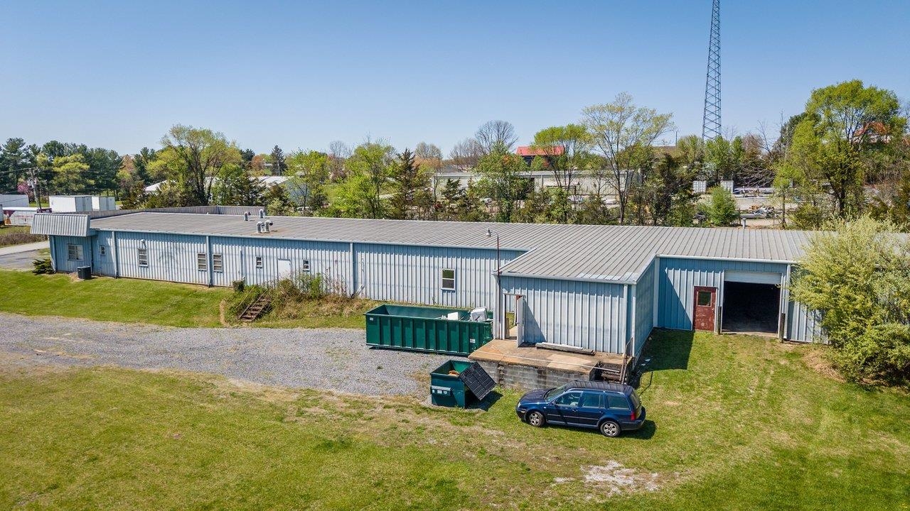 52 MID VALLEY LN, VERONA, Virginia 24482, ,Commercial,52 MID VALLEY LN,675989 MLS # 675989