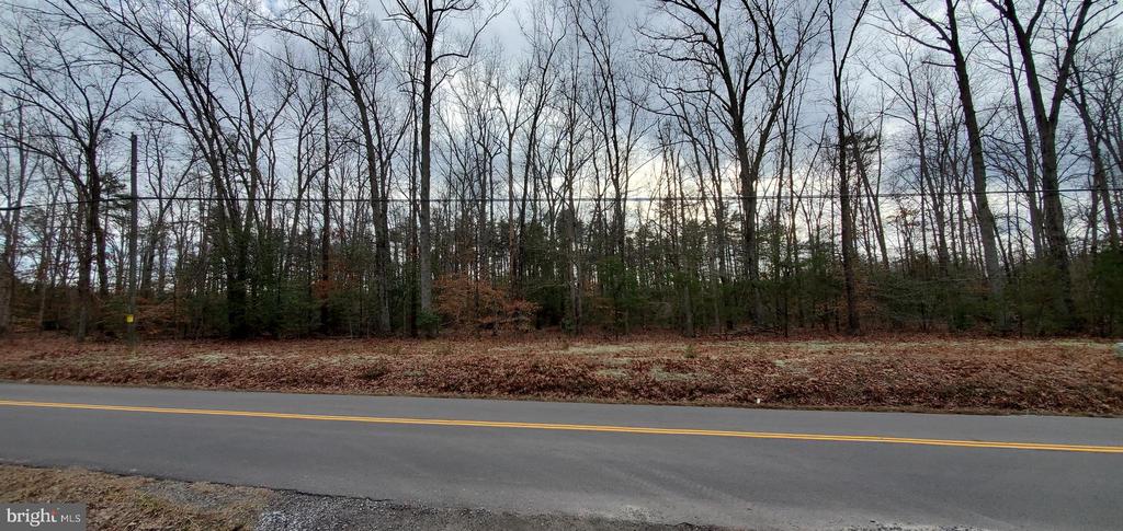 6437 HICKORY RIDGE RD, SPOTSYLVANIA, Virginia 22551, ,Land,6437 HICKORY RIDGE RD,VASP2041096 MLS # VASP2041096