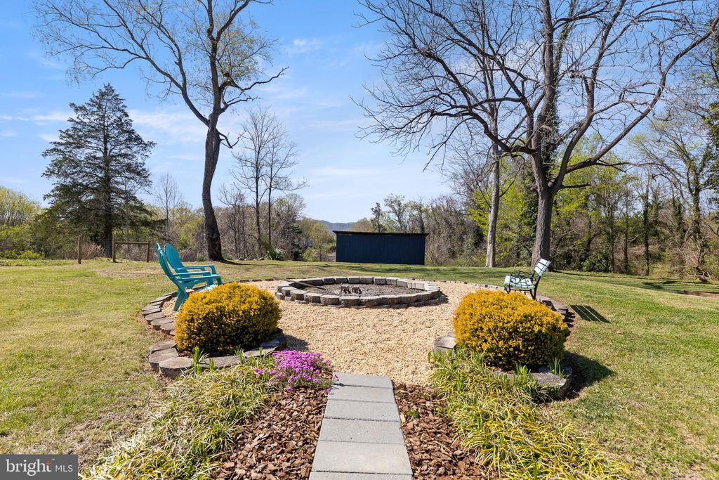 205 N MAIN ST, MADISON, Virginia 22727, 4 Bedrooms Bedrooms, ,3 BathroomsBathrooms,Residential,205 N MAIN ST,VAMA2002642 MLS # VAMA2002642