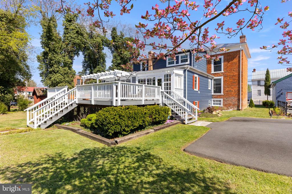 205 N MAIN ST, MADISON, Virginia 22727, 4 Bedrooms Bedrooms, ,3 BathroomsBathrooms,Residential,205 N MAIN ST,VAMA2002642 MLS # VAMA2002642