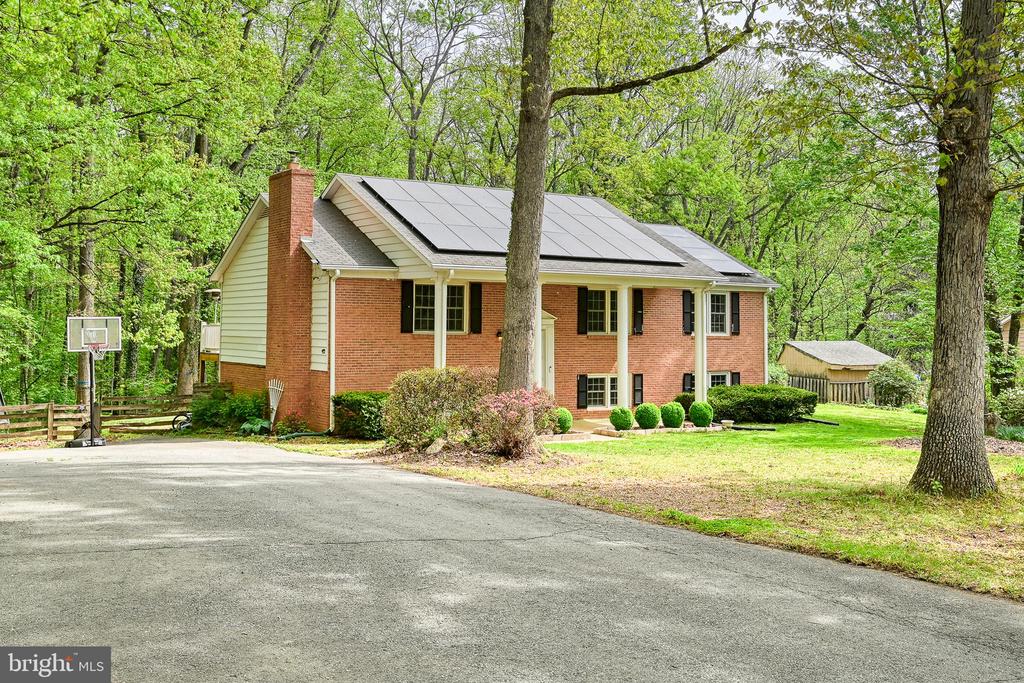 12365 RANDLE LN, CULPEPER, Virginia 22701, 4 Bedrooms Bedrooms, ,2 BathroomsBathrooms,Residential,12365 RANDLE LN,VACU2013314 MLS # VACU2013314