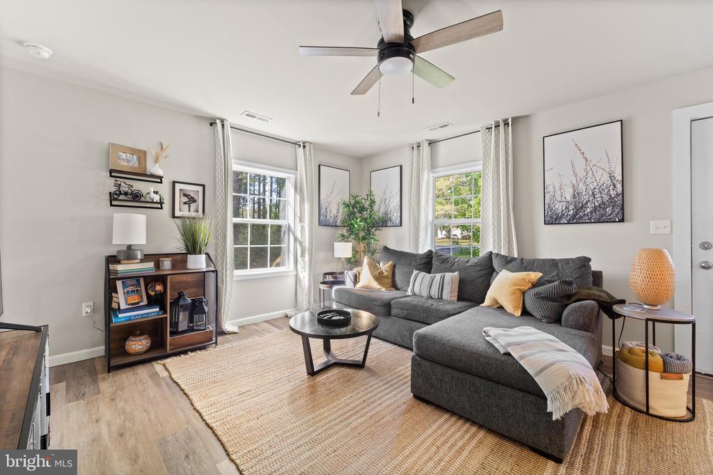 18634 LOUISA RD, LOUISA, Virginia 23093, 3 Bedrooms Bedrooms, ,2 BathroomsBathrooms,Residential,One Level Living - Like NEW cottage on 2.43 acres,18634 LOUISA RD,VALA2009686 MLS # VALA2009686