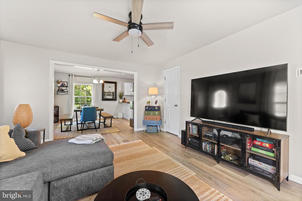 18634 LOUISA RD, LOUISA, Virginia 23093, 3 Bedrooms Bedrooms, ,2 BathroomsBathrooms,Residential,One Level Living - Like NEW cottage on 2.43 acres,18634 LOUISA RD,VALA2009686 MLS # VALA2009686