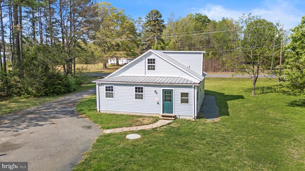 18634 LOUISA RD, LOUISA, Virginia 23093, 3 Bedrooms Bedrooms, ,2 BathroomsBathrooms,Residential,One Level Living - Like NEW cottage on 2.43 acres,18634 LOUISA RD,VALA2009686 MLS # VALA2009686