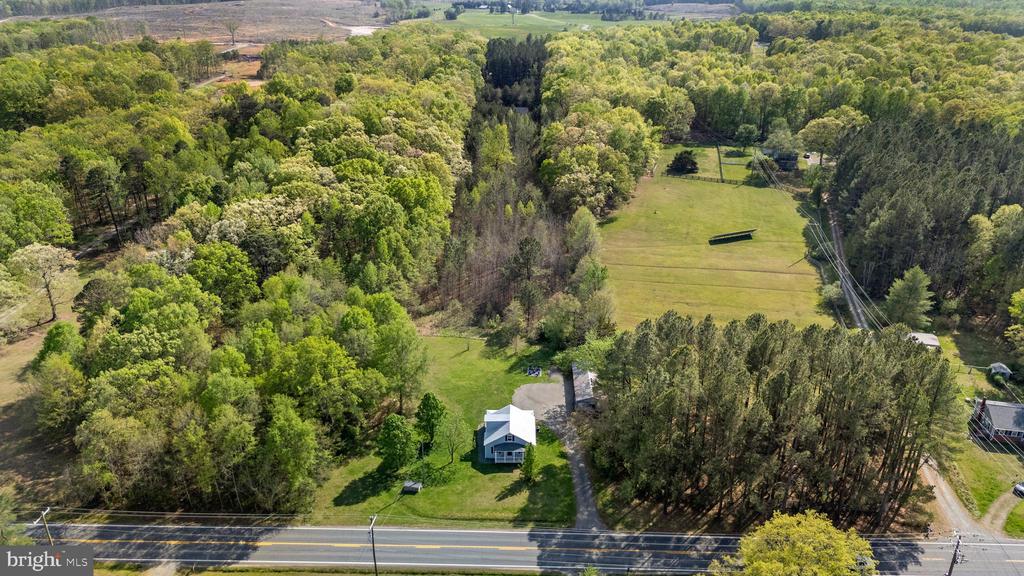 18634 LOUISA RD, LOUISA, Virginia 23093, 3 Bedrooms Bedrooms, ,2 BathroomsBathrooms,Residential,One Level Living - Like NEW cottage on 2.43 acres,18634 LOUISA RD,VALA2009686 MLS # VALA2009686