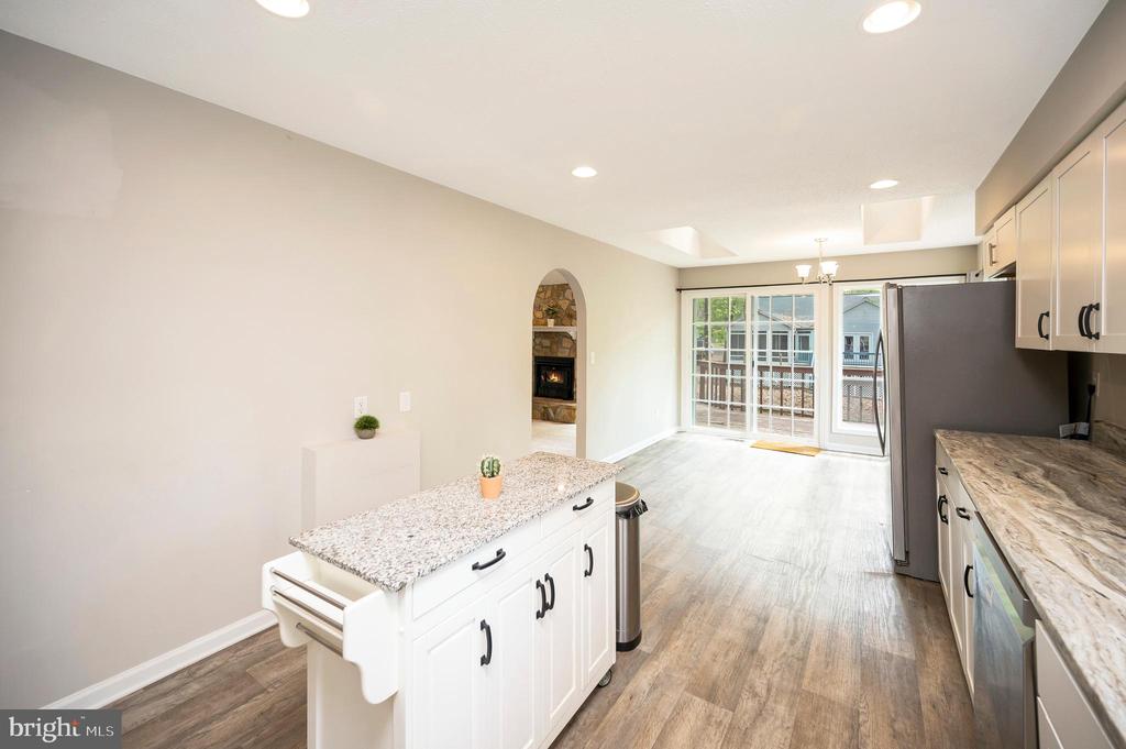 413 WILDERNESS DR, LOCUST GROVE, Virginia 22508, 4 Bedrooms Bedrooms, ,2 BathroomsBathrooms,Residential,413 WILDERNESS DR,VAOR2013852 MLS # VAOR2013852