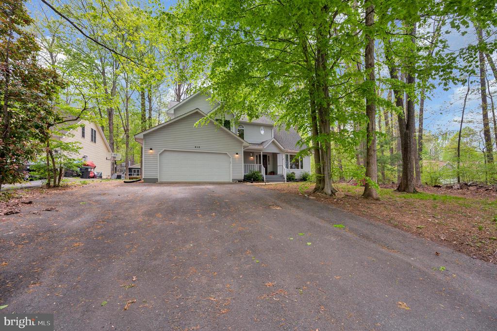 413 WILDERNESS DR, LOCUST GROVE, Virginia 22508, 4 Bedrooms Bedrooms, ,2 BathroomsBathrooms,Residential,413 WILDERNESS DR,VAOR2013852 MLS # VAOR2013852