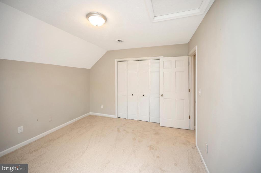 413 WILDERNESS DR, LOCUST GROVE, Virginia 22508, 4 Bedrooms Bedrooms, ,2 BathroomsBathrooms,Residential,413 WILDERNESS DR,VAOR2013852 MLS # VAOR2013852