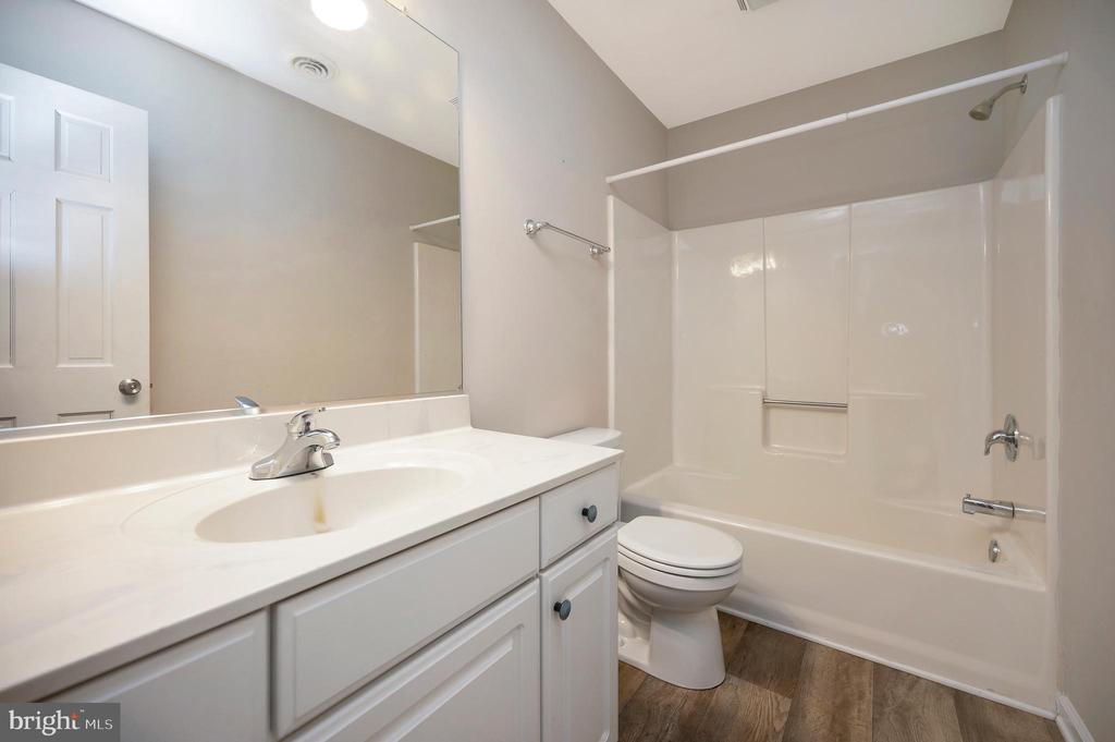 413 WILDERNESS DR, LOCUST GROVE, Virginia 22508, 4 Bedrooms Bedrooms, ,2 BathroomsBathrooms,Residential,413 WILDERNESS DR,VAOR2013852 MLS # VAOR2013852