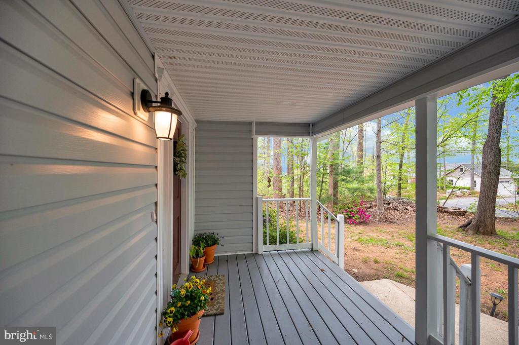 413 WILDERNESS DR, LOCUST GROVE, Virginia 22508, 4 Bedrooms Bedrooms, ,2 BathroomsBathrooms,Residential,413 WILDERNESS DR,VAOR2013852 MLS # VAOR2013852