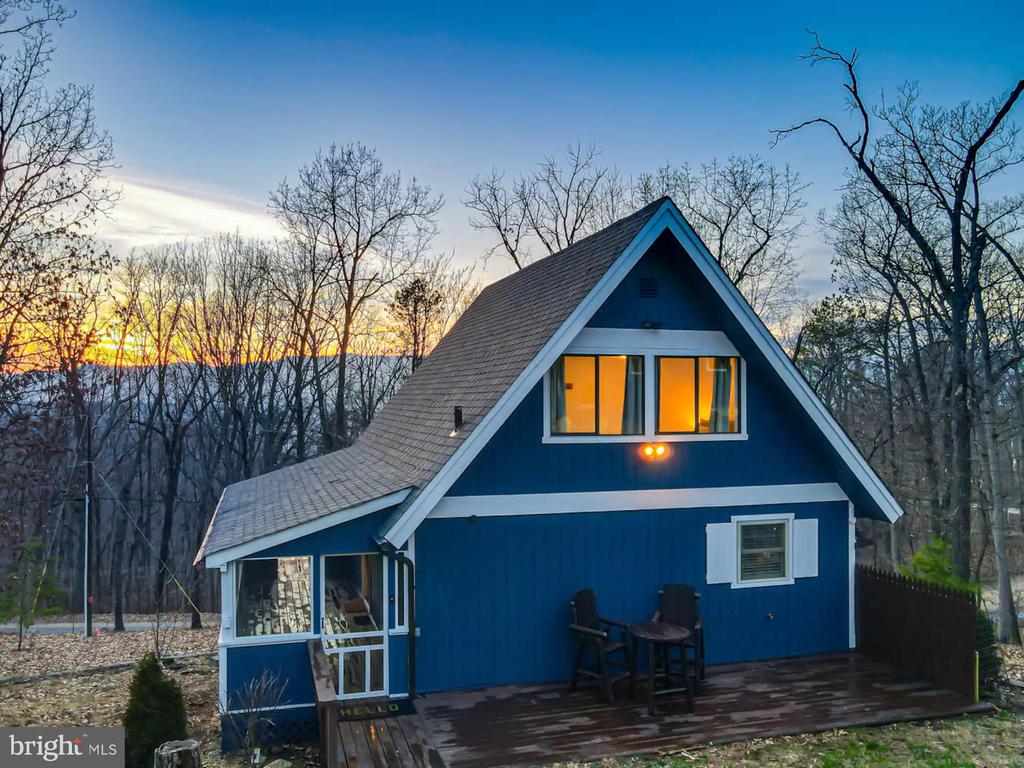 137 PARK VIEW LN, SHENANDOAH, Virginia 22849, 2 Bedrooms Bedrooms, ,1 BathroomBathrooms,Residential,137 PARK VIEW LN,VAPA2006312 MLS # VAPA2006312