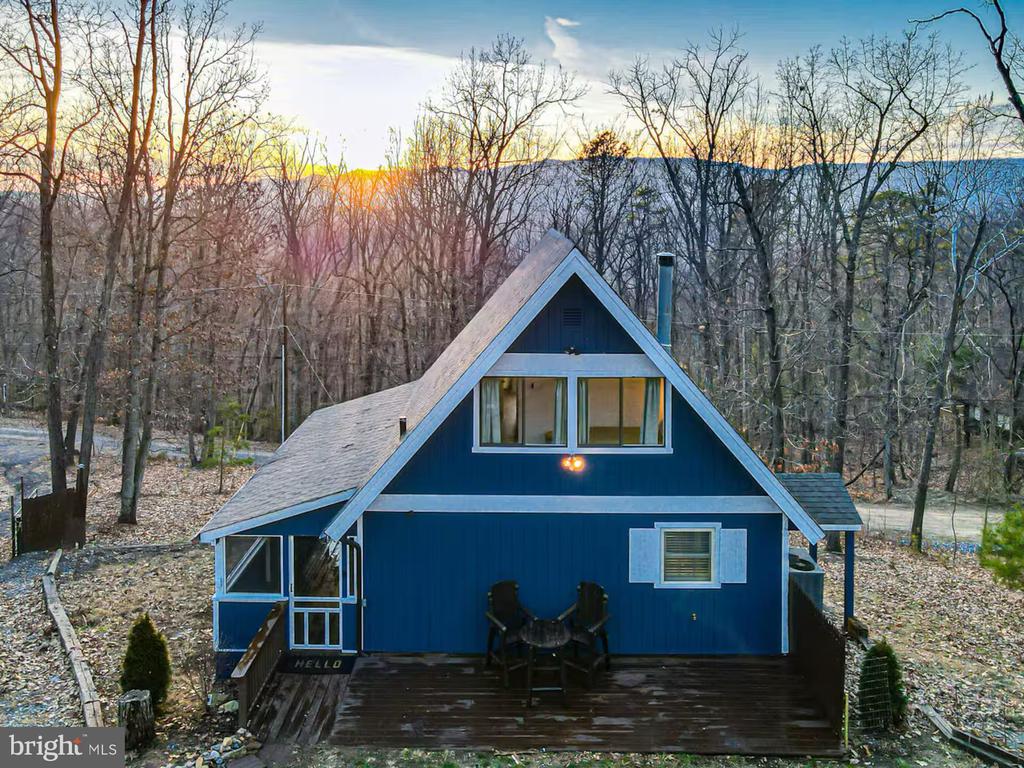 137 PARK VIEW LN, SHENANDOAH, Virginia 22849, 2 Bedrooms Bedrooms, ,1 BathroomBathrooms,Residential,137 PARK VIEW LN,VAPA2006312 MLS # VAPA2006312