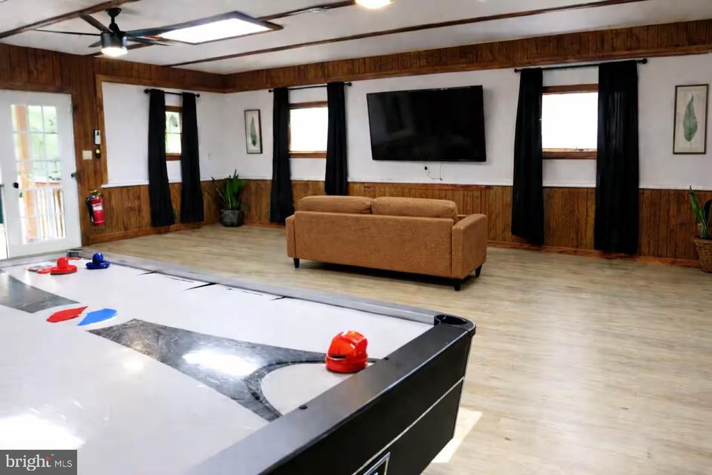 137 PARK VIEW LN, SHENANDOAH, Virginia 22849, 2 Bedrooms Bedrooms, ,1 BathroomBathrooms,Residential,137 PARK VIEW LN,VAPA2006312 MLS # VAPA2006312