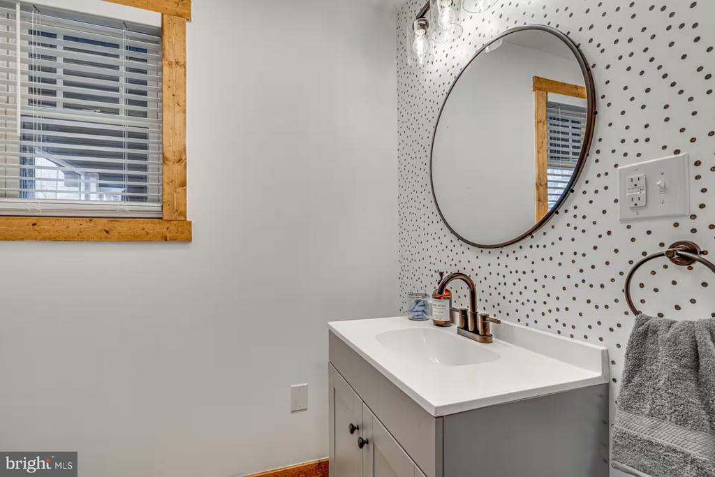 137 PARK VIEW LN, SHENANDOAH, Virginia 22849, 2 Bedrooms Bedrooms, ,1 BathroomBathrooms,Residential,137 PARK VIEW LN,VAPA2006312 MLS # VAPA2006312