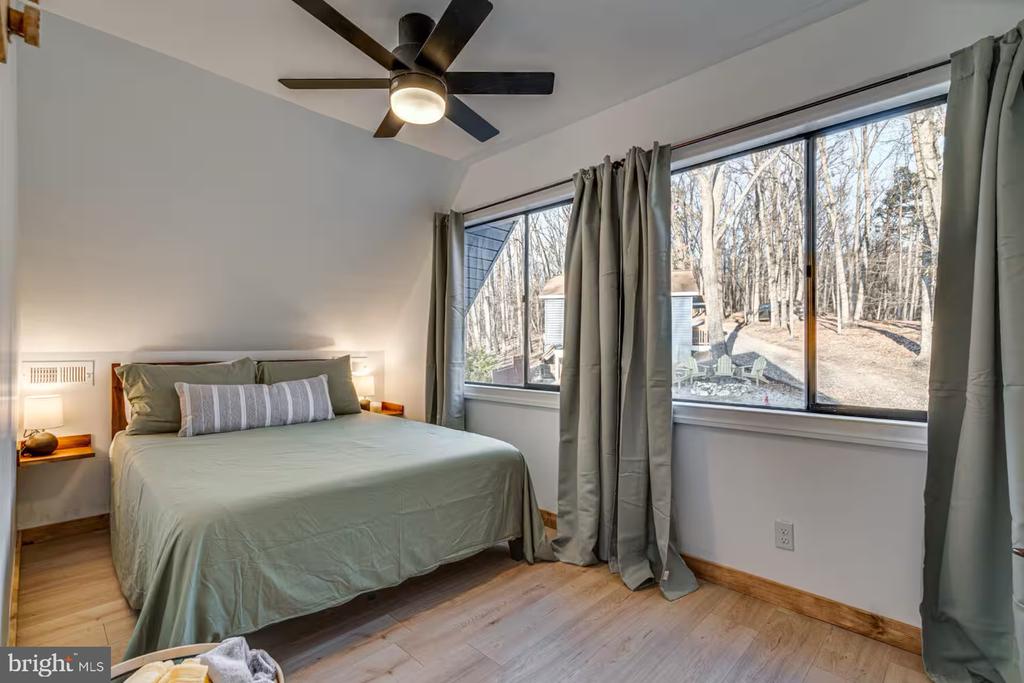 137 PARK VIEW LN, SHENANDOAH, Virginia 22849, 2 Bedrooms Bedrooms, ,1 BathroomBathrooms,Residential,137 PARK VIEW LN,VAPA2006312 MLS # VAPA2006312