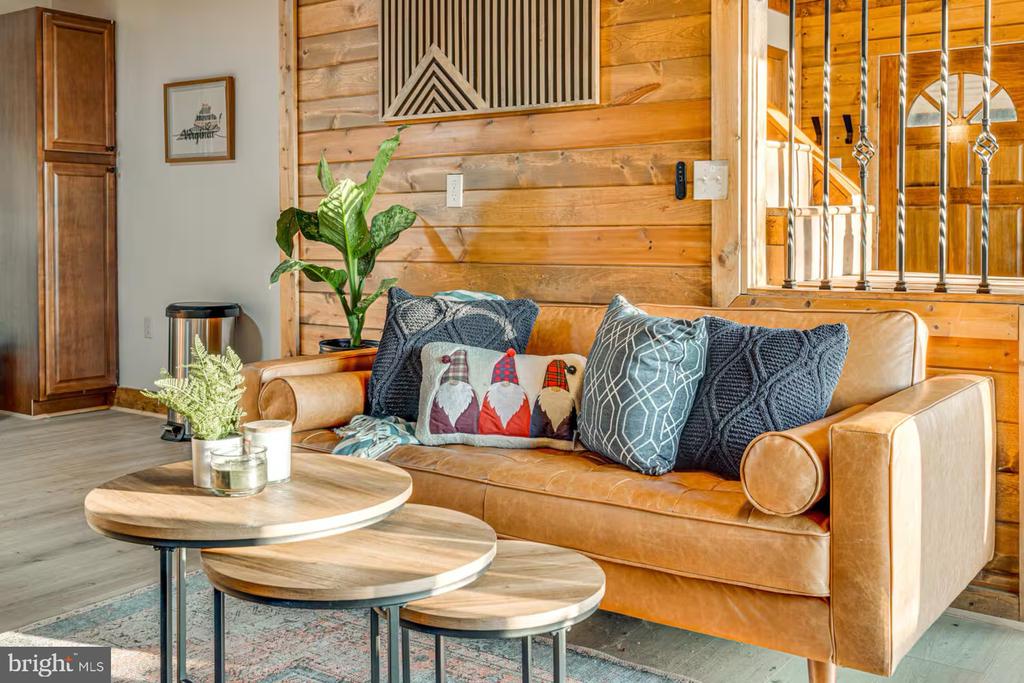 137 PARK VIEW LN, SHENANDOAH, Virginia 22849, 2 Bedrooms Bedrooms, ,1 BathroomBathrooms,Residential,137 PARK VIEW LN,VAPA2006312 MLS # VAPA2006312