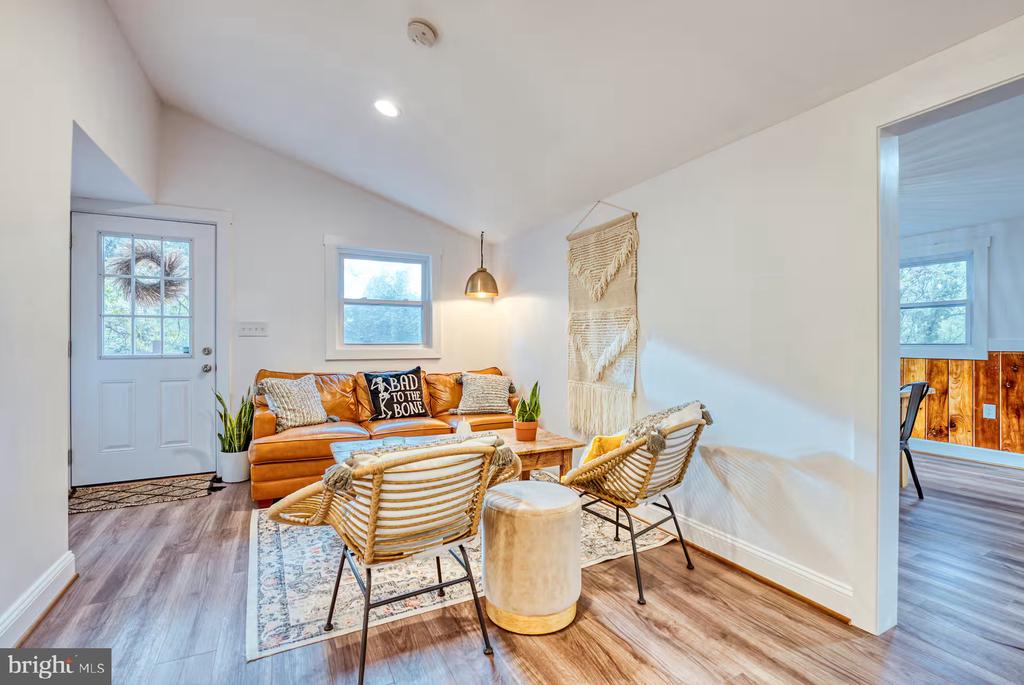 218 N VIEW DR, STANLEY, Virginia 22851, 3 Bedrooms Bedrooms, ,2 BathroomsBathrooms,Residential,218 N VIEW DR,VAPA2006314 MLS # VAPA2006314