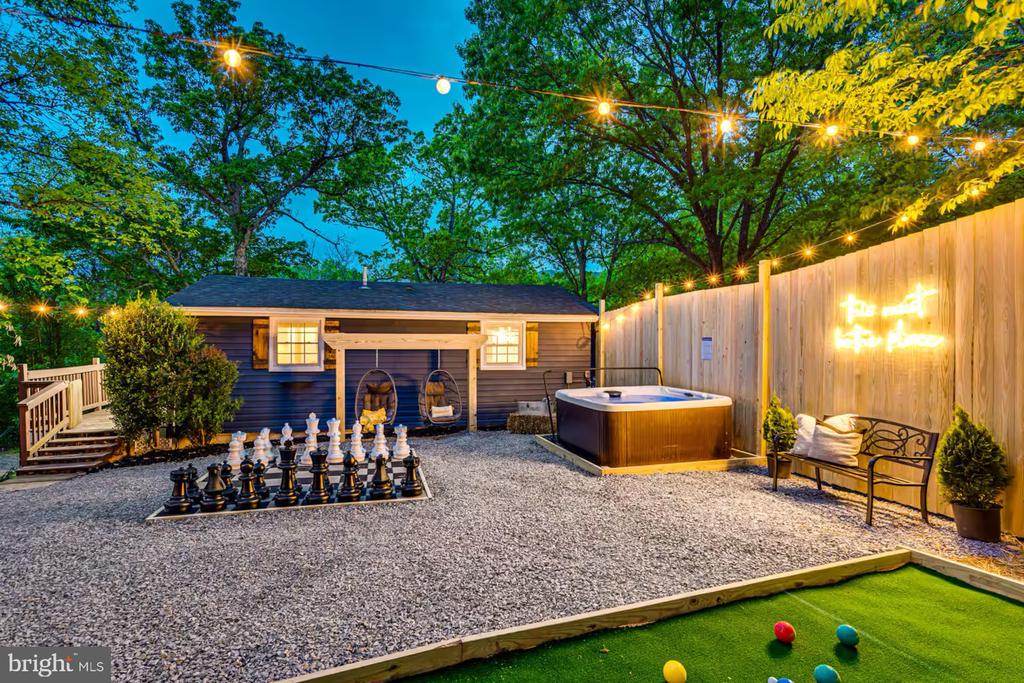 218 N VIEW DR, STANLEY, Virginia 22851, 3 Bedrooms Bedrooms, ,2 BathroomsBathrooms,Residential,218 N VIEW DR,VAPA2006314 MLS # VAPA2006314