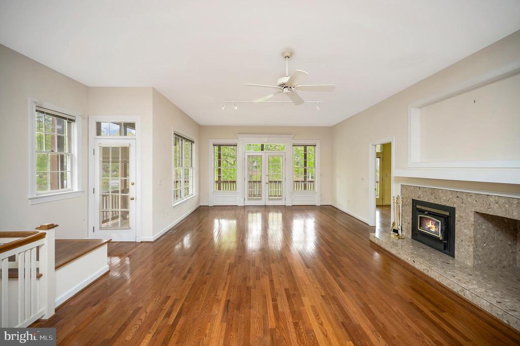 141 LARKSPUR LN, LOCUST GROVE, Virginia 22508, 3 Bedrooms Bedrooms, ,2 BathroomsBathrooms,Residential,141 LARKSPUR LN,VAOR2013846 MLS # VAOR2013846