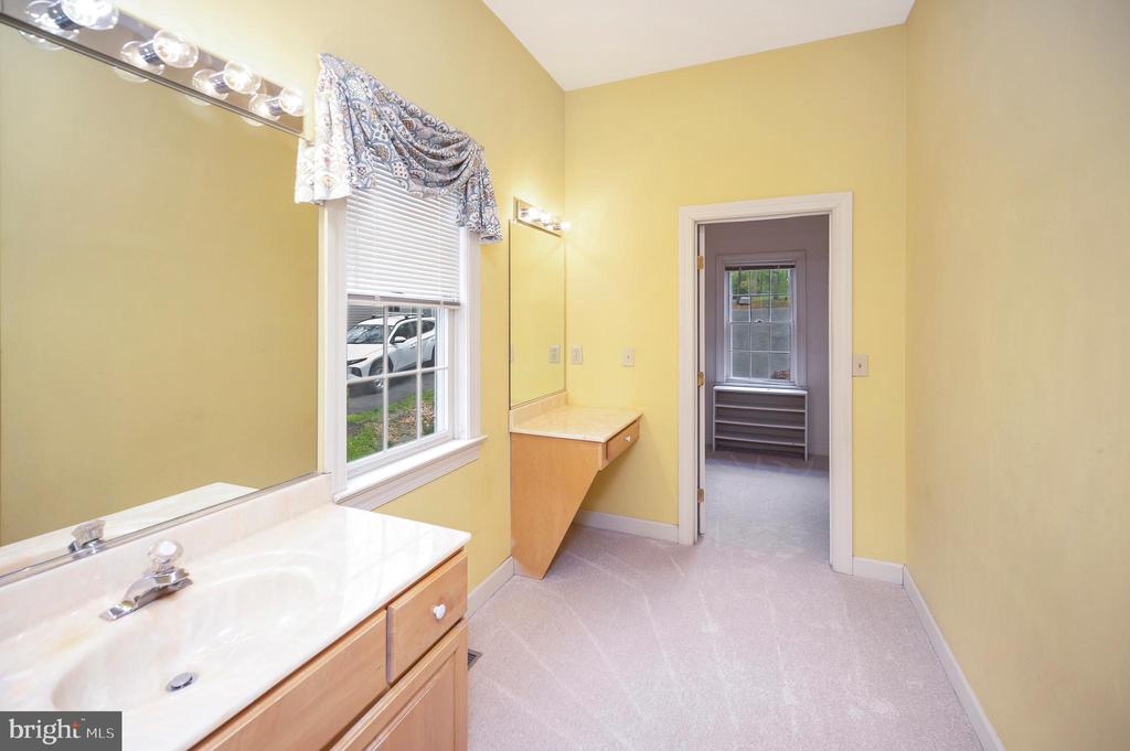 141 LARKSPUR LN, LOCUST GROVE, Virginia 22508, 3 Bedrooms Bedrooms, ,2 BathroomsBathrooms,Residential,141 LARKSPUR LN,VAOR2013846 MLS # VAOR2013846