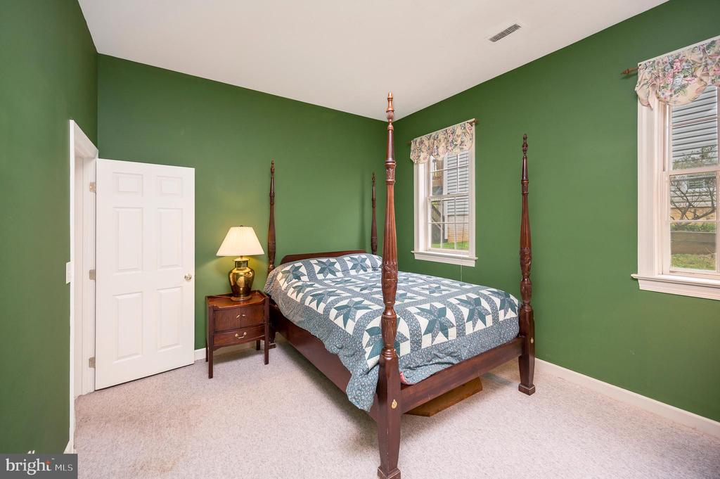 141 LARKSPUR LN, LOCUST GROVE, Virginia 22508, 3 Bedrooms Bedrooms, ,2 BathroomsBathrooms,Residential,141 LARKSPUR LN,VAOR2013846 MLS # VAOR2013846