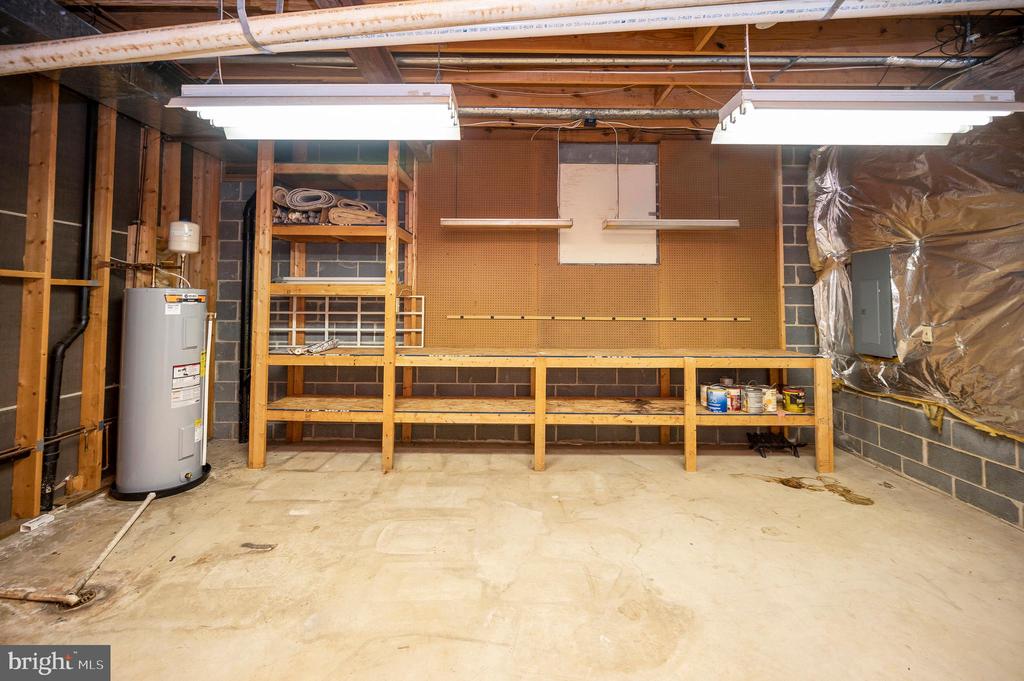 141 LARKSPUR LN, LOCUST GROVE, Virginia 22508, 3 Bedrooms Bedrooms, ,2 BathroomsBathrooms,Residential,141 LARKSPUR LN,VAOR2013846 MLS # VAOR2013846