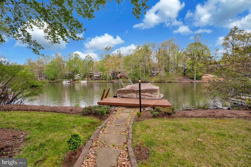 141 LARKSPUR LN, LOCUST GROVE, Virginia 22508, 3 Bedrooms Bedrooms, ,2 BathroomsBathrooms,Residential,141 LARKSPUR LN,VAOR2013846 MLS # VAOR2013846