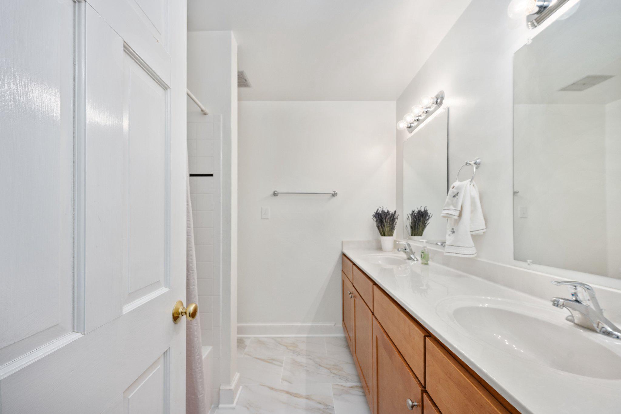 5699 RED BRICK RD, WARRENTON, Virginia, 3 Bedrooms Bedrooms, ,3 BathroomsBathrooms,Residential,5699 RED BRICK RD,VAFQ2021592 MLS # VAFQ2021592