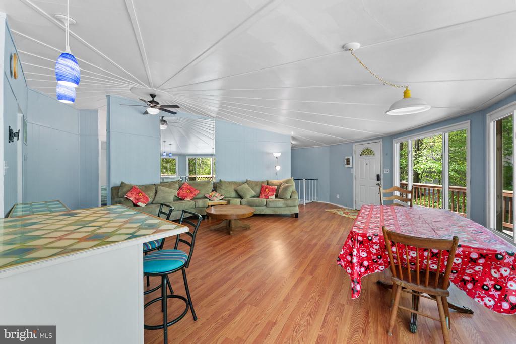 152 EDGEMONT CIR, LOCUST GROVE, Virginia 22508, 3 Bedrooms Bedrooms, ,3 BathroomsBathrooms,Residential,152 EDGEMONT CIR,VAOR2013874 MLS # VAOR2013874