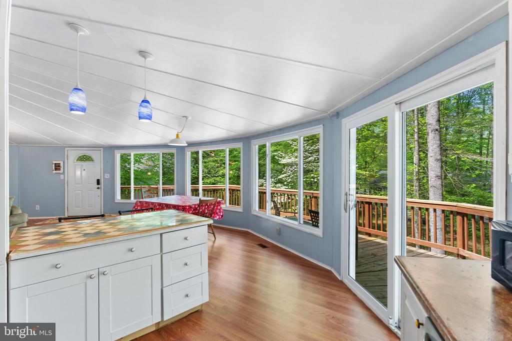 152 EDGEMONT CIR, LOCUST GROVE, Virginia 22508, 3 Bedrooms Bedrooms, ,3 BathroomsBathrooms,Residential,152 EDGEMONT CIR,VAOR2013874 MLS # VAOR2013874