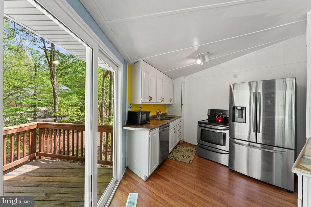 152 EDGEMONT CIR, LOCUST GROVE, Virginia 22508, 3 Bedrooms Bedrooms, ,3 BathroomsBathrooms,Residential,152 EDGEMONT CIR,VAOR2013874 MLS # VAOR2013874