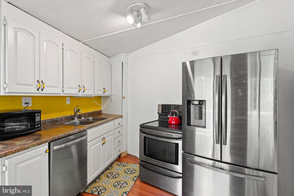 152 EDGEMONT CIR, LOCUST GROVE, Virginia 22508, 3 Bedrooms Bedrooms, ,3 BathroomsBathrooms,Residential,152 EDGEMONT CIR,VAOR2013874 MLS # VAOR2013874