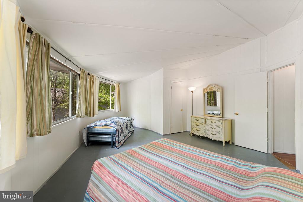 152 EDGEMONT CIR, LOCUST GROVE, Virginia 22508, 3 Bedrooms Bedrooms, ,3 BathroomsBathrooms,Residential,152 EDGEMONT CIR,VAOR2013874 MLS # VAOR2013874