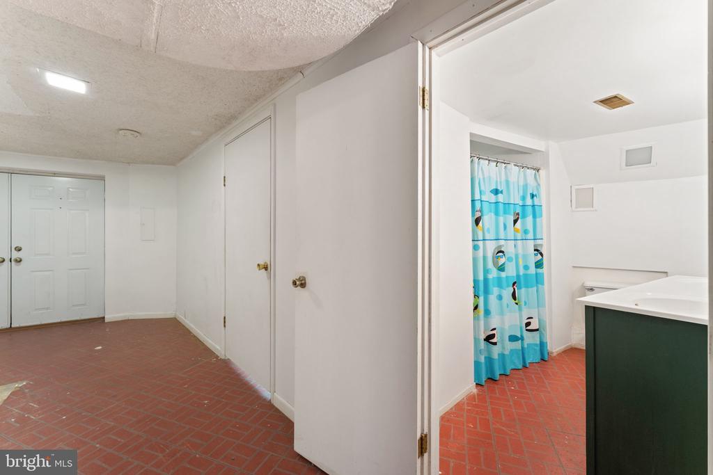 152 EDGEMONT CIR, LOCUST GROVE, Virginia 22508, 3 Bedrooms Bedrooms, ,3 BathroomsBathrooms,Residential,152 EDGEMONT CIR,VAOR2013874 MLS # VAOR2013874