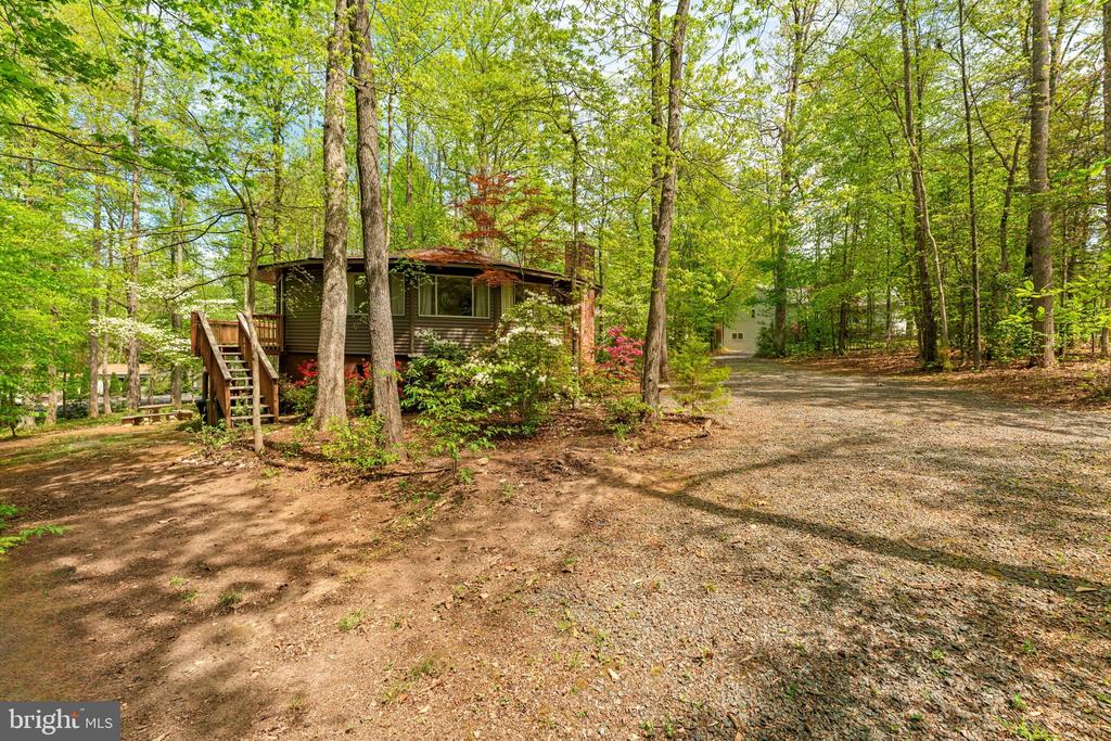 152 EDGEMONT CIR, LOCUST GROVE, Virginia 22508, 3 Bedrooms Bedrooms, ,3 BathroomsBathrooms,Residential,152 EDGEMONT CIR,VAOR2013874 MLS # VAOR2013874